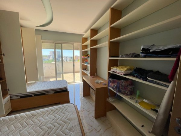 Tirane, shitet apartament 2+1 Kati 4, 119 m² 165.000 € (Fresku)