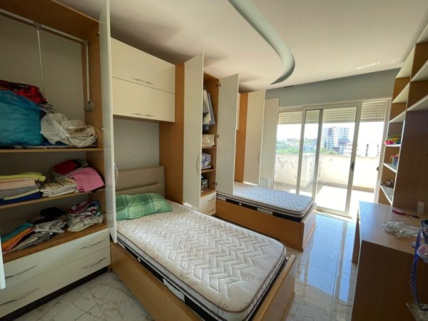 Tirane, shitet apartament 2+1 Kati 4, 119 m² 165.000 € (Fresku)