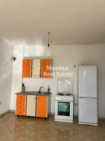 Tirane, jepet me qera apartament 2+1 Kati 4, 110 m² 300 € (Fresku- Ramazan Gaxherri)