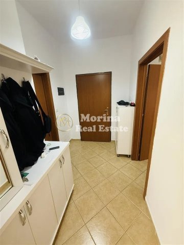 Tirane, jepet me qera apartament 1+1 Kati 5, 62 m² 450 € (Astir)