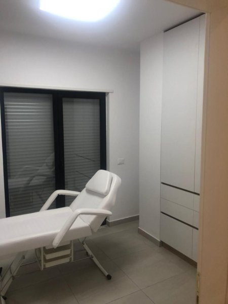 Tirane, shitet apartament 2+1+Ballkon Kati 8, 116 m² 261.000 € (Rruga e Dibres)