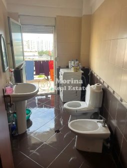 Tirane, jepet me qera apartament 2+1 Kati 6, 110 m² 500 € (Xhamlliku)