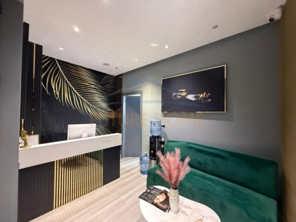 ALF53130 Tirane, Biznesi Kati 0, 77 m² 30.000 € (Tregu Elektrik)