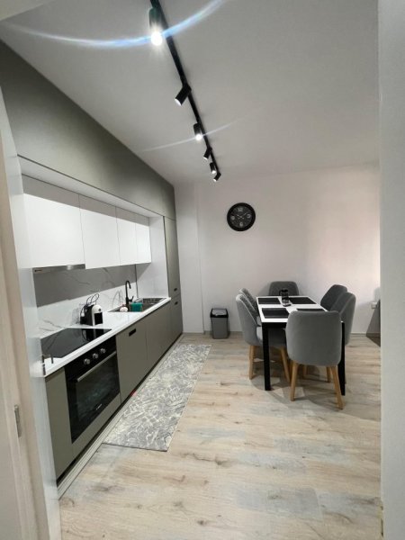 Tirane, shitet apartament 2+1 , 92 m² 200.000 € (Porcelan)