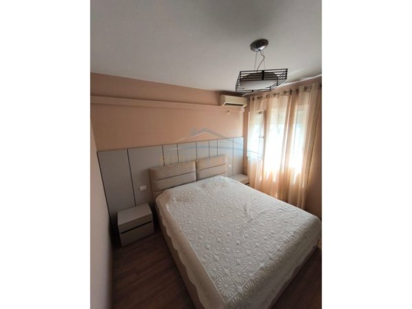 Shitet, Apartament 2+1, Rruga Ali Visha, Tiranë