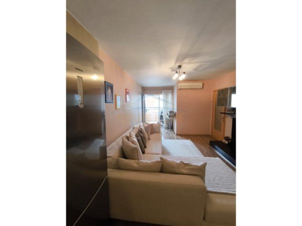 Shitet, Apartament 2+1, Rruga Ali Visha, Tiranë