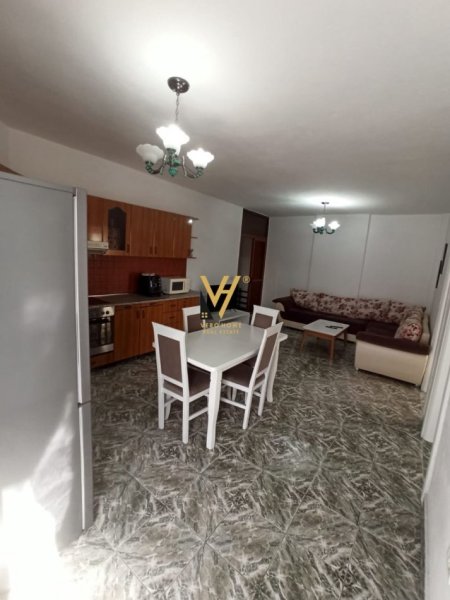 Tirane, jepet me qera apartament 2+1+Ballkon Kati 7, 87 m² 550 € (DON BOSKO)