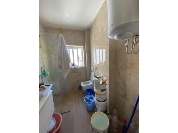 Qera, Apartament 2+1, Rruga Muhamet Gjollesha, Tiranë.