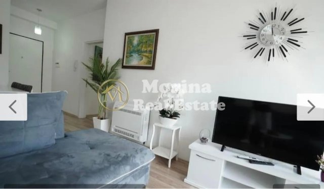 Tirane, jepet me qera apartament 1+1 Kati 2, 67 m² 750 € (Qender)