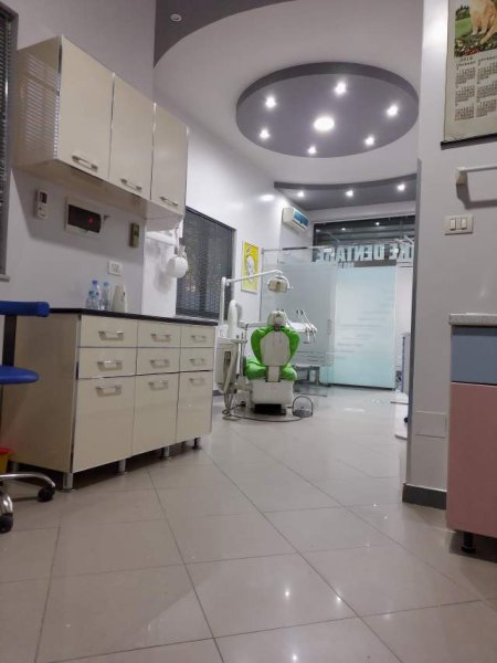 Tirane, jap me qera Kabinet Dentar 39.000 Leke
