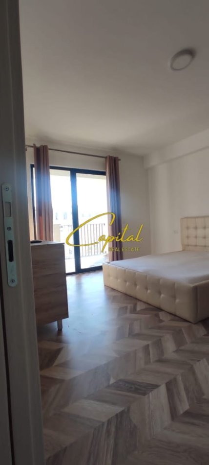 Tirane, jepet me qera apartament 2+1 Kati 5, 110 m² 500 € (RRUGA 5 MAJI)