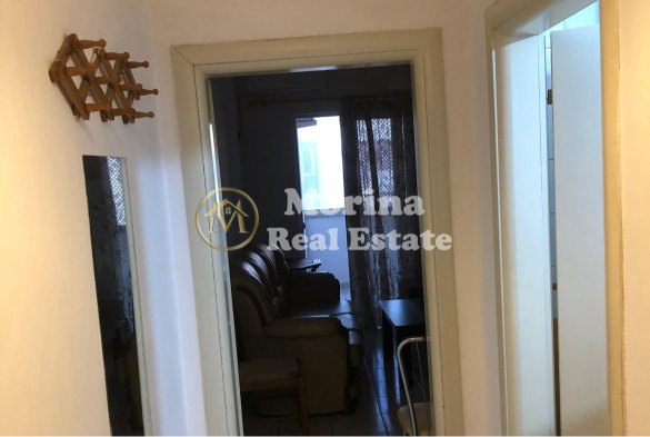 Tirane, jepet me qera apartament 1+1 Kati 3, 60 m² 400 € (XHAMLLIKU)