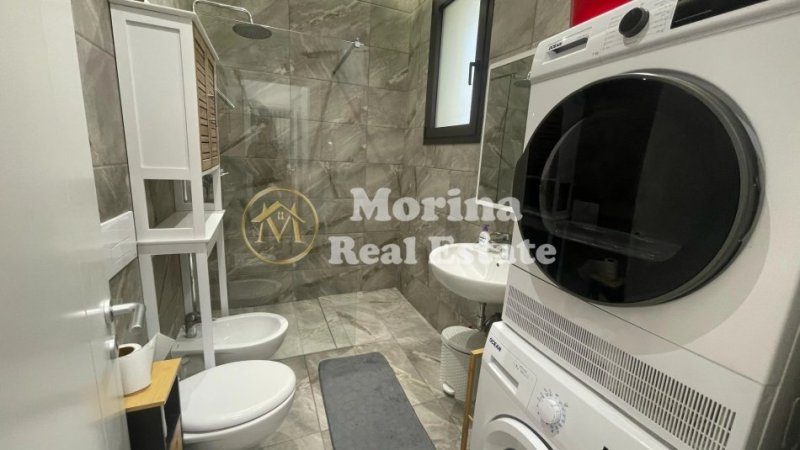 Tirane, jepet me qera apartament 2+1+Ballkon Kati 3, 110 m² 1.500 € (Rruga e Kosovareve)