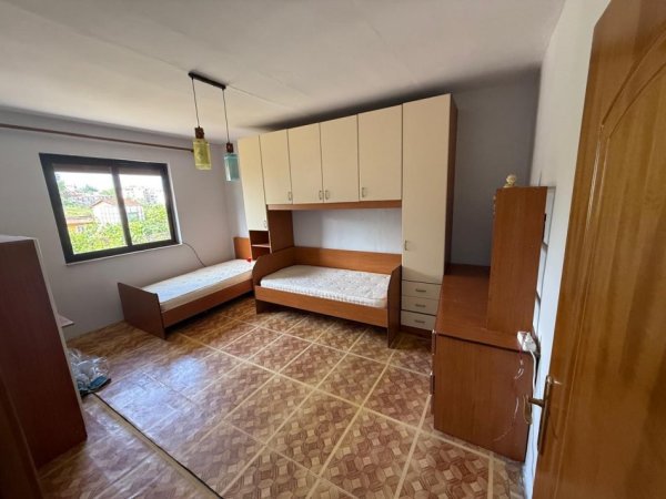 Tirane, shes apartament 2+1+Aneks Kati 2, 72 m² 115.000 € (Ali Demi)