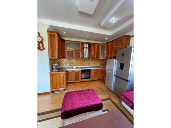 Qera, Apartament 2+1, Vasil Shanto, Tiranë.