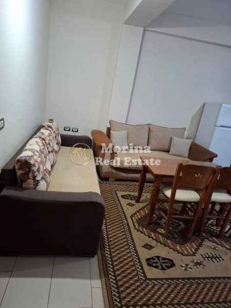 Tirane, jepet me qera shtepi 1+1 Kati 1, 60 m² 300 € (Yzberisht)
