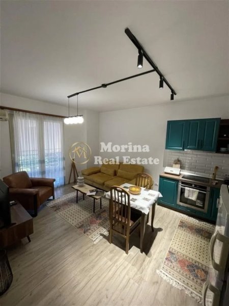Tirane, jepet me qera apartament 1+1 Kati 4, 65 m² 600 € (Rruga e Dibres)