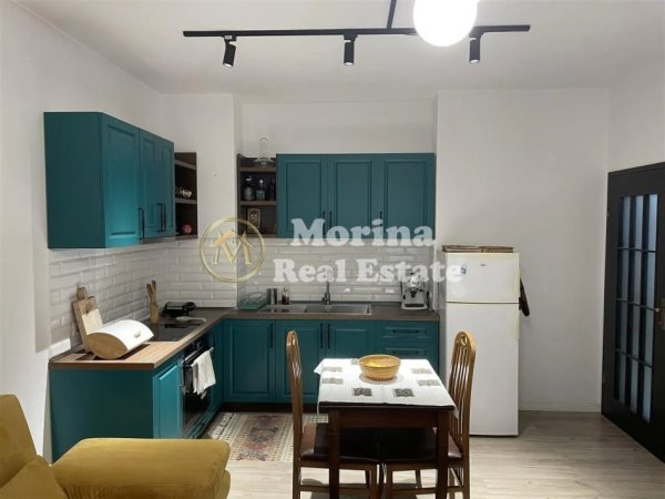 Tirane, jepet me qera apartament 1+1 Kati 4, 65 m² 600 € (Rruga e Dibres)