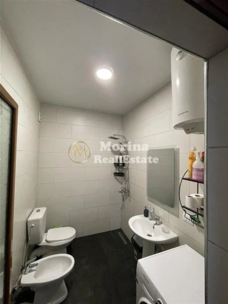 Tirane, jepet me qera apartament 1+1 Kati 4, 65 m² 600 € (Rruga e Dibres)