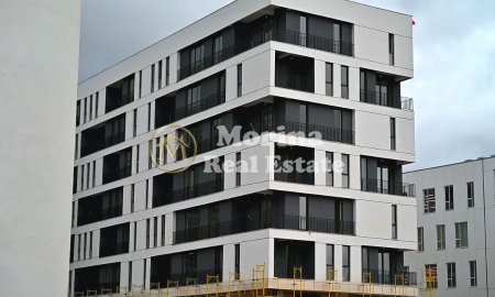 Tirane, jepet me qera apartament 2+1 Kati 5, 90 m² 350 € (Rruga 5 Maji)