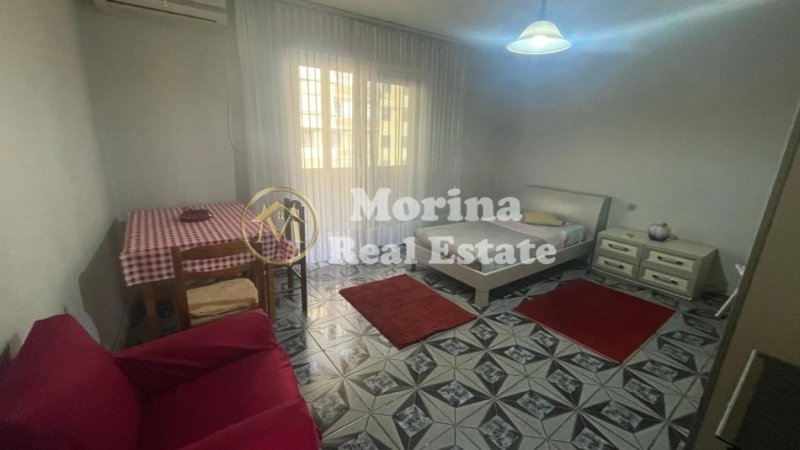 Tirane, jepet me qera apartament 2+1+Ballkon Kati 5, 75 m² 550 € (21 Dhjetori)