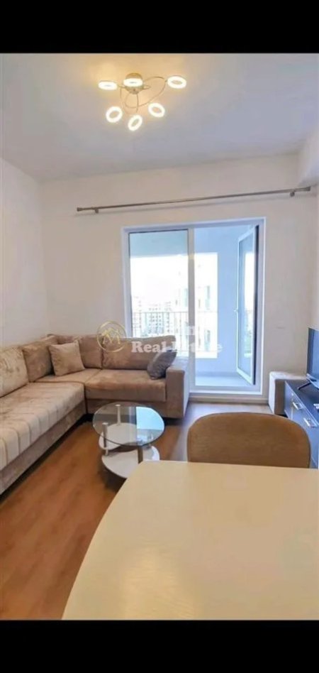 Tirane, jepet me qera apartament 1+1+Ballkon Kati 5, 65 m² 400 € (Ali Demi___ Rezidenca Kaimi)