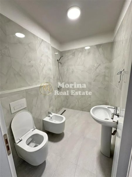 Tirane, jepet me qera apartament 2+1 Kati 8, 100 m² 600 € (Astir__Kompleksi Jolla)