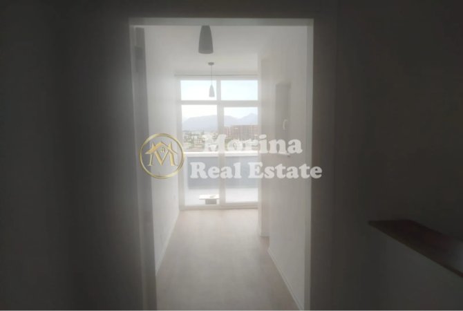 Tirane, jepet me qera apartament 2+1 Kati 6, 120 m² 500 € (”Rr.Dine Hoxha” Fundi i Bulevardit te Ri)