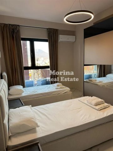 Tirane, jepet me qera apartament 2+1 Kati 15, 125 m² 1.500 € (Rruga e Kavajes)