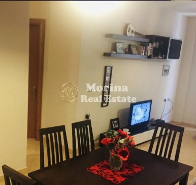 Tirane, jepet me qera apartament 1+1 Kati 4, 75 m² 350 € (Yzberisht)