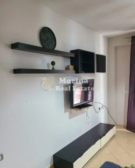 Tirane, jepet me qera apartament 1+1 Kati 4, 75 m² 350 € (Yzberisht)