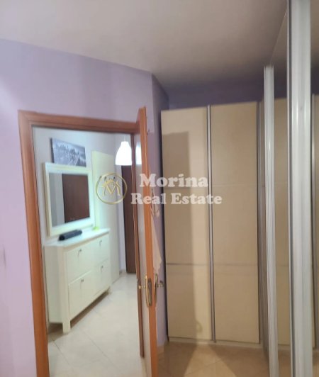 Tirane, jepet me qera apartament 1+1 Kati 4, 75 m² 350 € (Yzberisht)