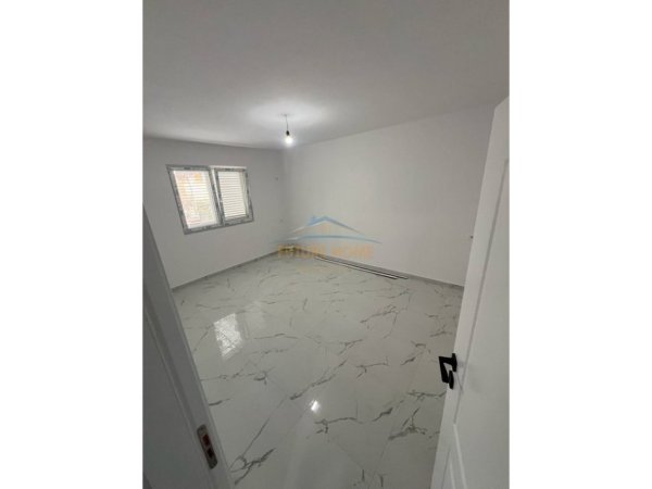 Tirane, jepet me qera apartament 2+1 Kati 1, 73 m² 600 € (Oxhaku, Tirane)