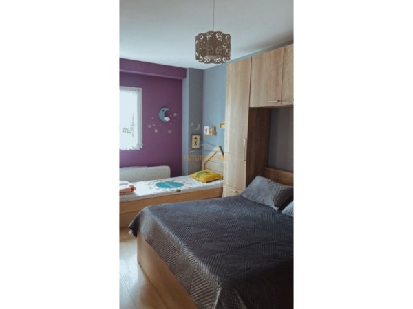 Tirane, shitet apartament 1+1 Kati 2, 77 m² 170.000 € (Rruga Ali Demi)