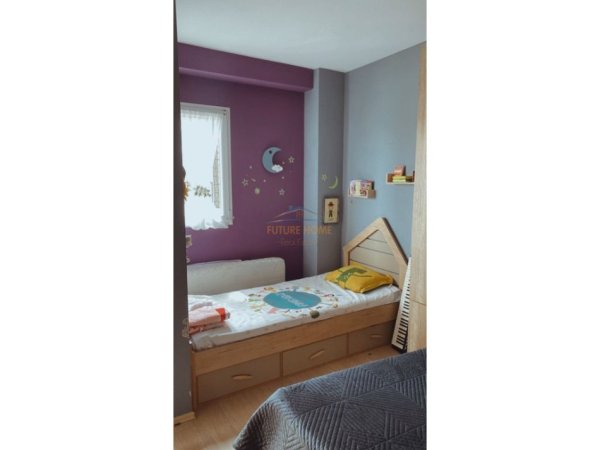 Tirane, shitet apartament 1+1 Kati 2, 77 m² 170.000 € (Rruga Ali Demi)