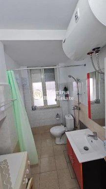 Tirane, jepet me qera garsonier Kati 1, 40 m² 370 € (Vasil Shanto)