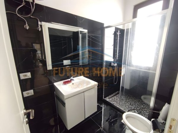 Tirane, jepet me qera apartament 1+1 Kati 9, 55 m² 650 € (deliorgji)