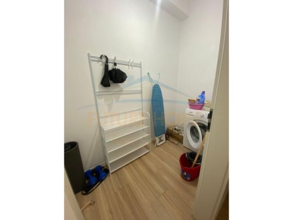 Tirane, jepet me qera apartament 2+1 Kati 5, 90 m² 600 € (Kompleksi Margav)