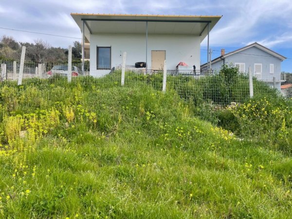 Durres, shitet toke bujqesore , 2.000 m² 130.000 € (Manez)
