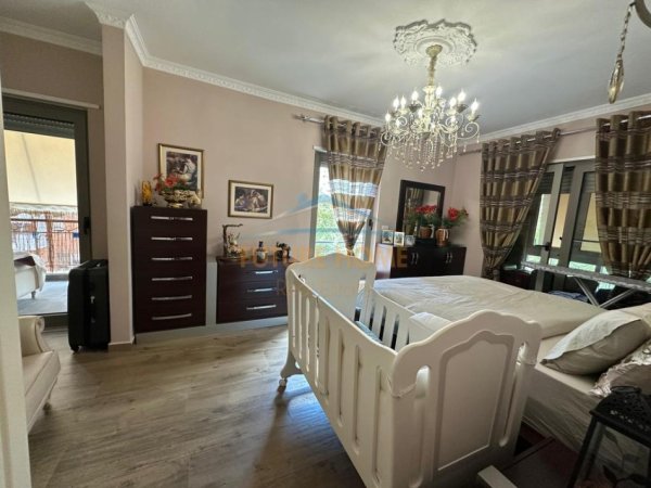 Tirane, shitet apartament 2+1 Kati 5, 136 m² 480.000 € (Deliorgji Tirane)