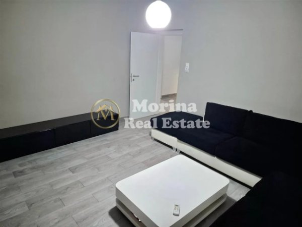 Tirane, jepet me qera apartament 2+1 Kati 4, 105 m² 550 € (Ali Demi)