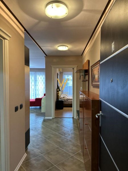 Tirane, jepet me qera apartament 2+1+Ballkon Kati 1, 82 m² 750 € (SELITE)