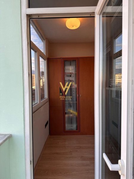 Tirane, jepet me qera apartament 2+1+Ballkon Kati 1, 82 m² 750 € (SELITE)