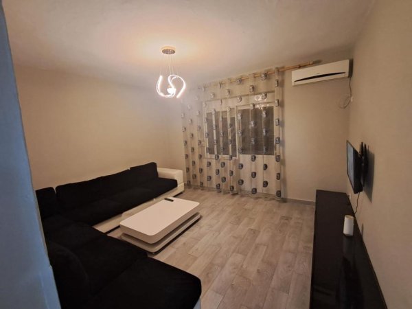 Tirane, jepet me qera apartament 2+1+Aneks+Ballkon Kati 4, 72 m² 600 € (Ali Dem, Tirane)