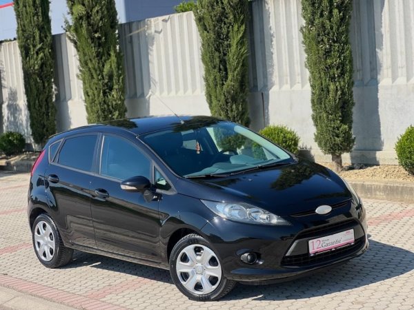 FORD FIESTA 1.4 NAFTE 👉 2010 👈 kambio MANUALE 3.990 €
