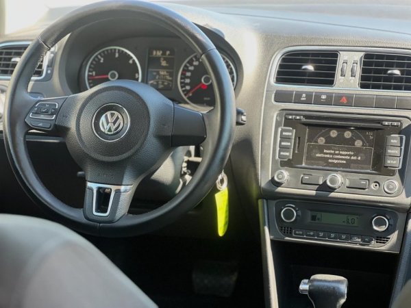 VW POLO 1.6 NAFTE 👉 2010 👈 kambio AUTOMATIKE - 6.400 €