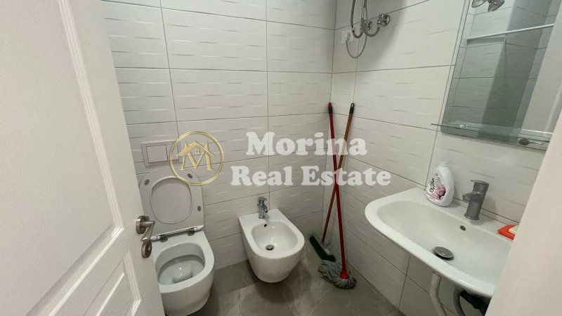 Tirane, jepet me qera apartament Kati 2, 45 m² 300 € (Pediatria-QSUT)