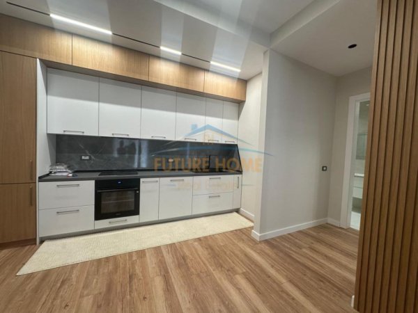Tirane, jepet me qera apartament 1+1 Kati 6, 75 m² 1.000 € (kompleksi delijorgji)
