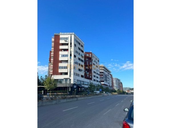 Tirane, shitet apartament 1+1+Ballkon Kati 9, 65 m² 95.000 € (Unaza e Re, prane Bulevardit te Ri)