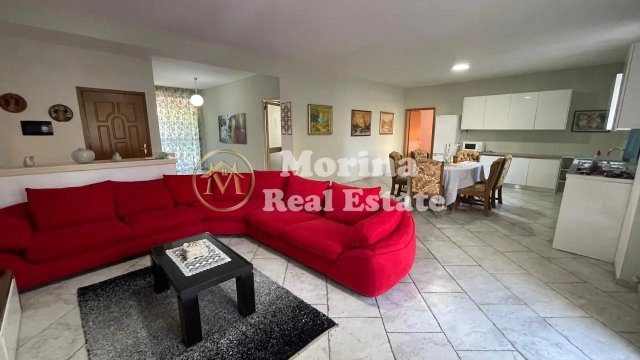 Tirane, jepet me qera shtepi 2+1 Kati 1, 160 m² 600 € (Shkolla e Kuqe)